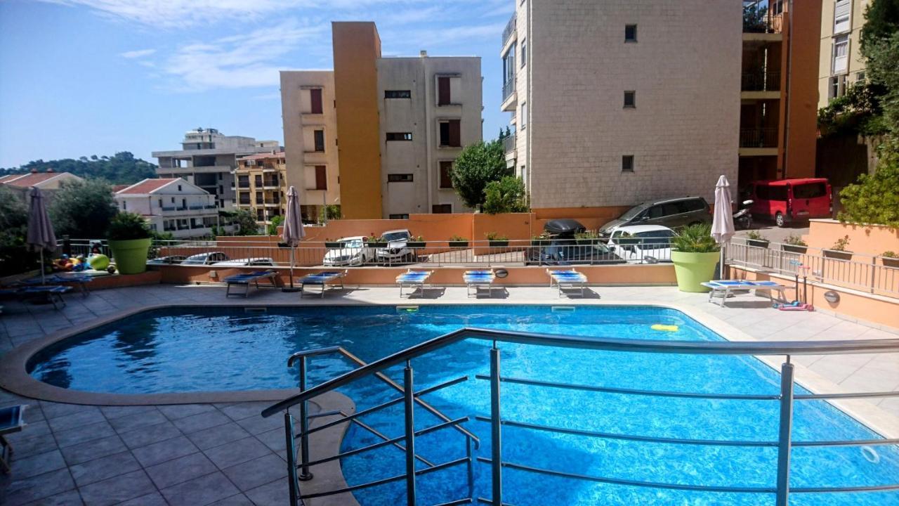 Petrovac Bay Monte Apartment ภายนอก รูปภาพ